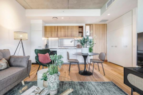 VAQUAY Elements In South Melbourne